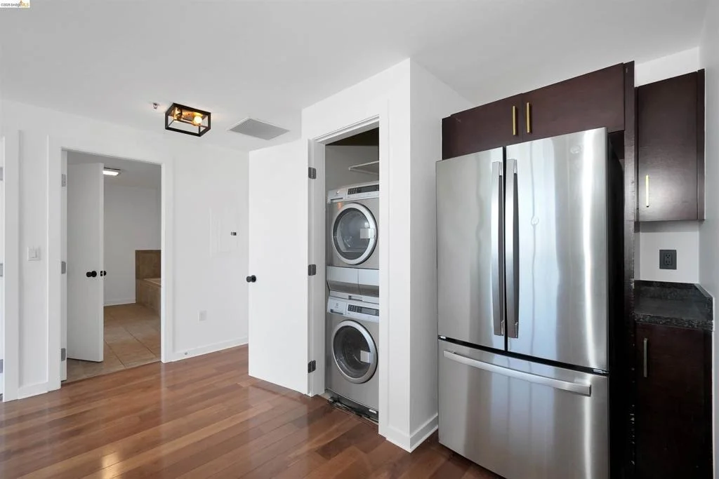 Photo of Unit 1412 at 222 Broadway