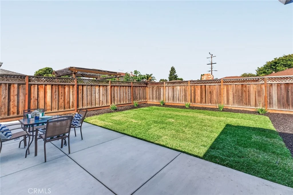 Photo of 4761 Central