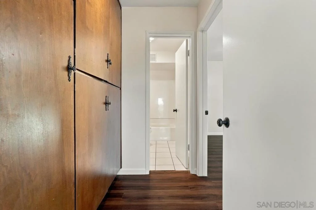 Photo of 2080 Eula
