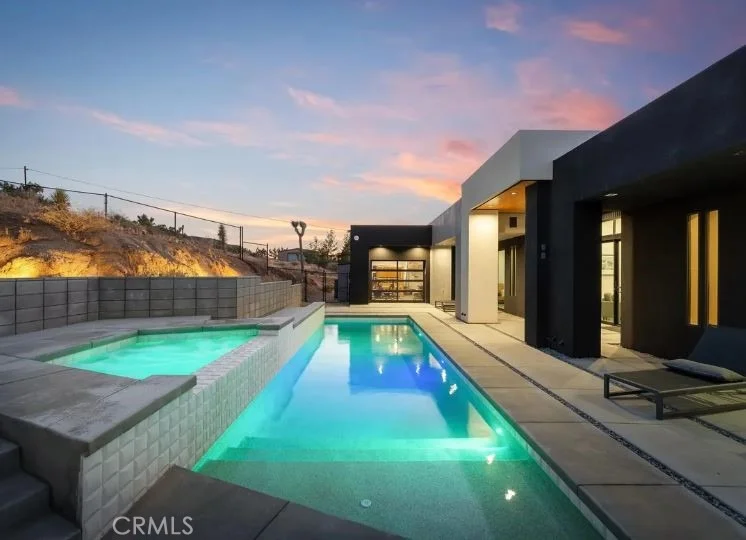 Photo of 8175 Fox Trail