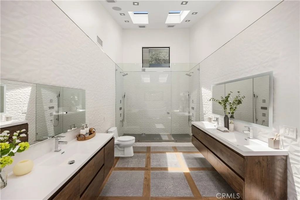 Photo of 6358 La Rocha