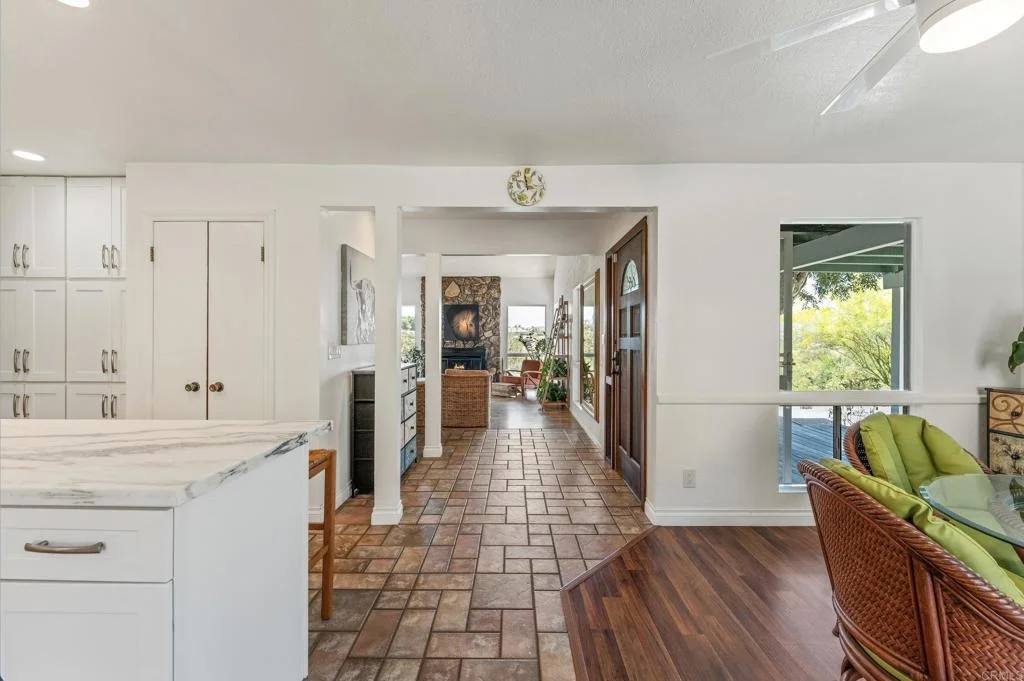 Photo of 4439 La Canada
