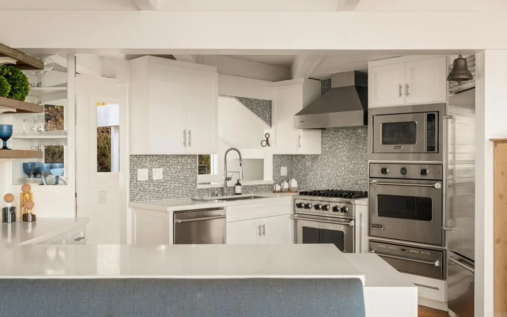 Photo of 1641 Crespo Drive
