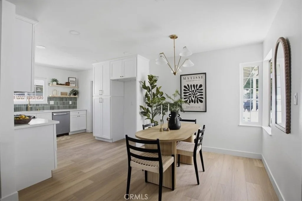 Photo of 1387 Cherry Ave