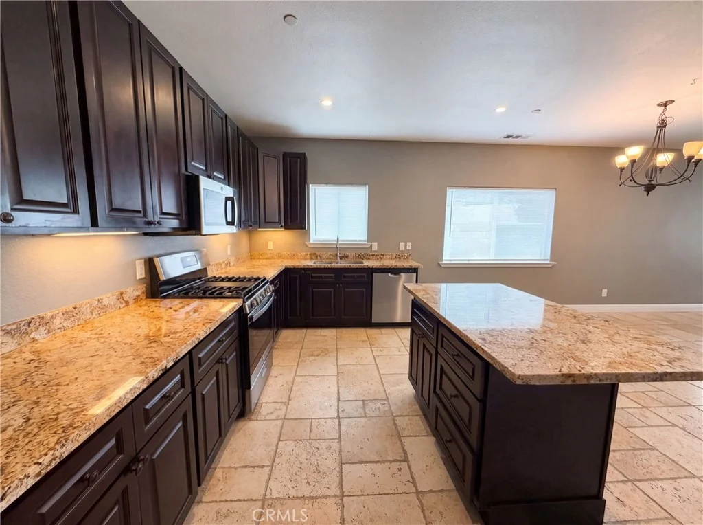 Photo of 257 Sutter W