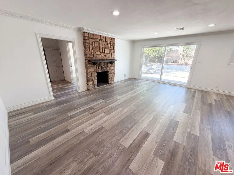 Photo of 1007 E Citrus Edge Street