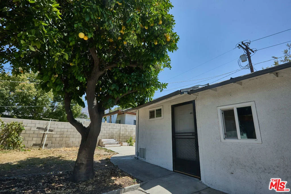 Photo of 1130 Wesley Avenue