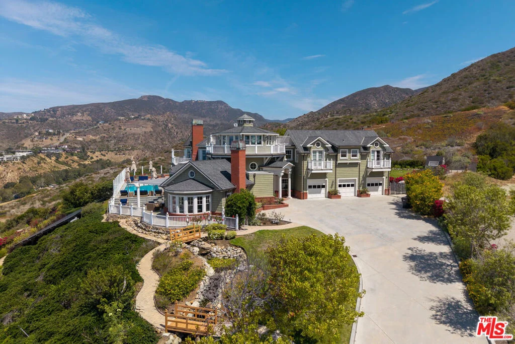 Photo of 6277 Sea Star Drive