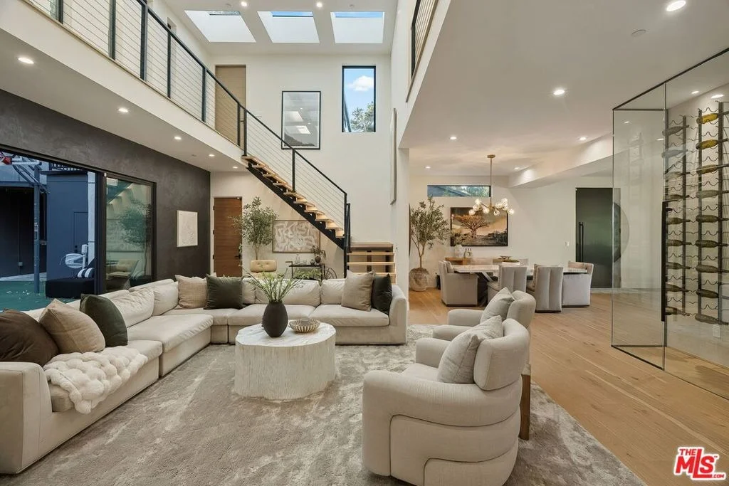 Photo of 3208 Oakley Drive