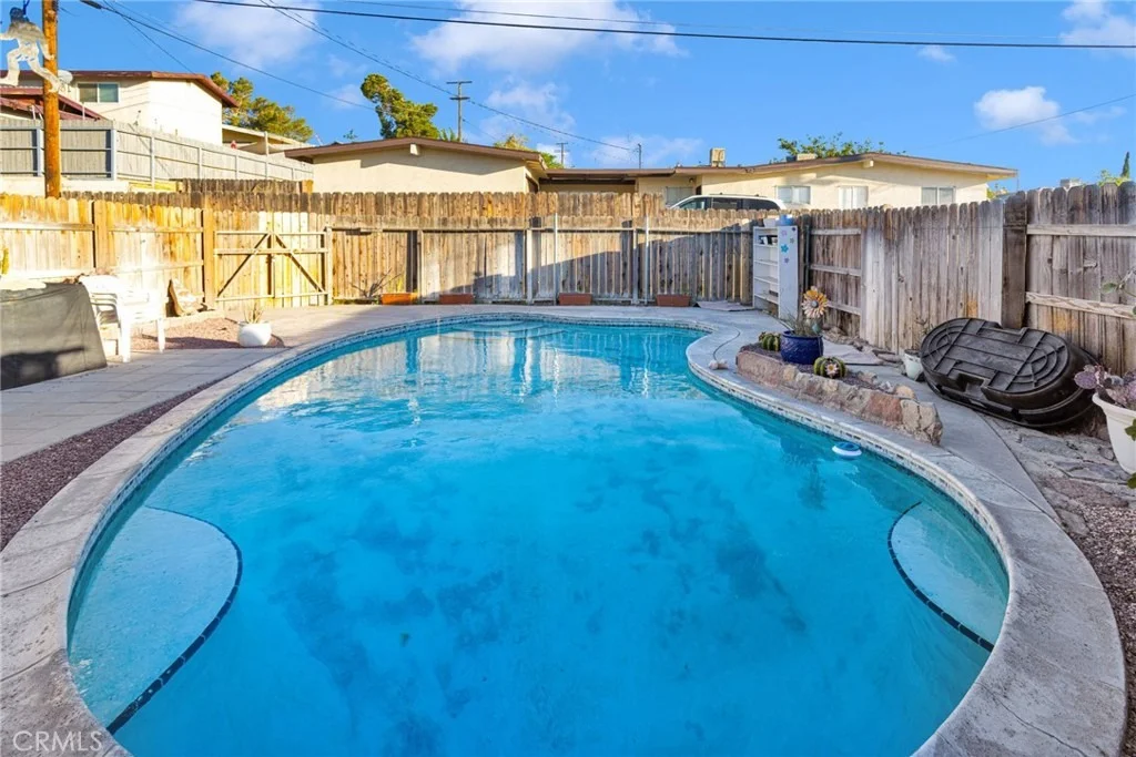 Photo of 108 W Desert View Drive