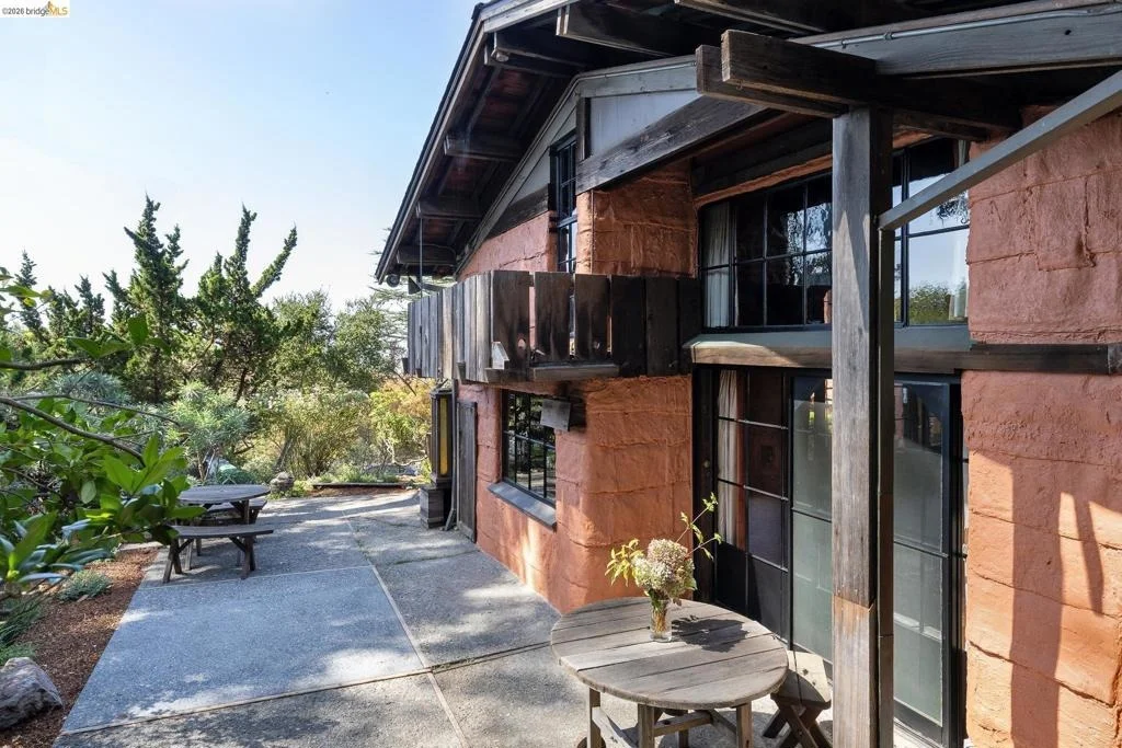 Photo of 2711 Buena Vista Way