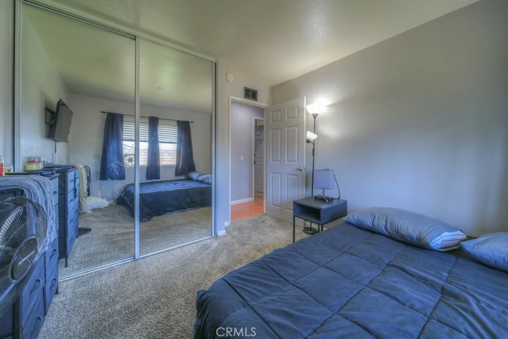 Photo of 6591 Grant
