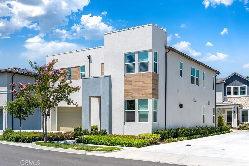Photo of 220 Amber Oak