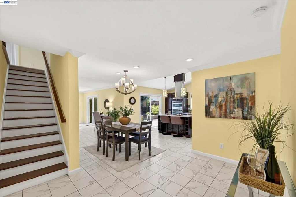 Photo of 2358 Crestline Rd