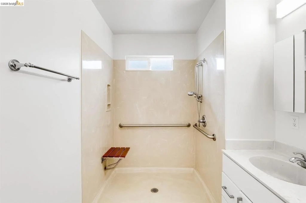 Photo of 1431 Catherine DR