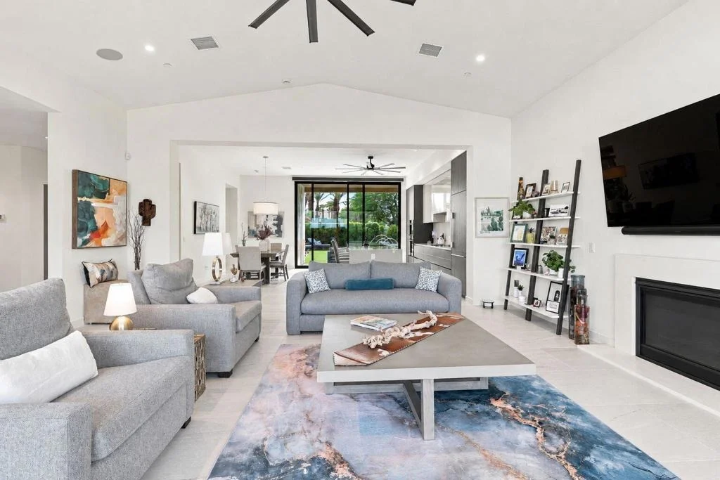 Photo of 57964 Salida Del Sol