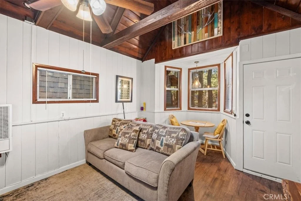 Photo of 626 Elysian