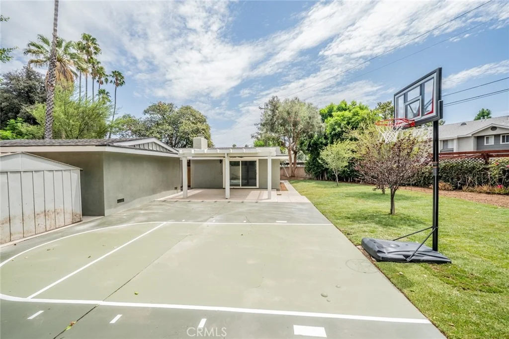 Photo of 5680 Ensenada Way