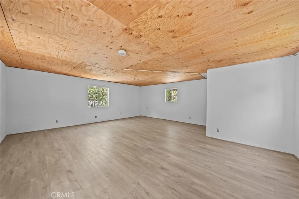 Photo of 22879 Juniper Lane