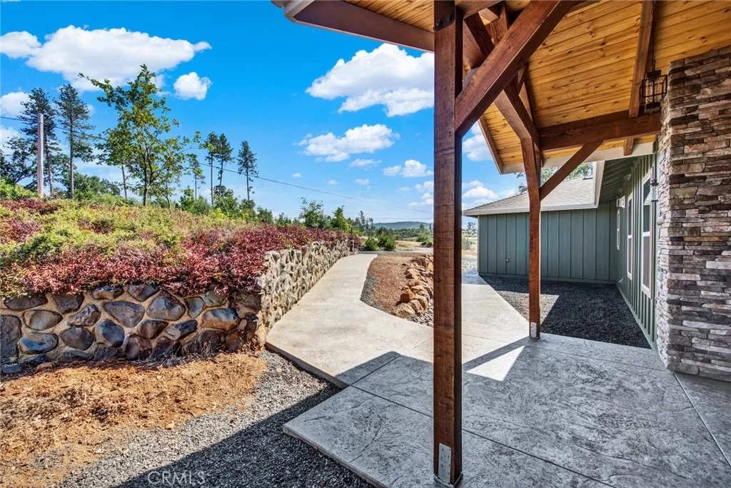 Photo of 1690 BEND LANE