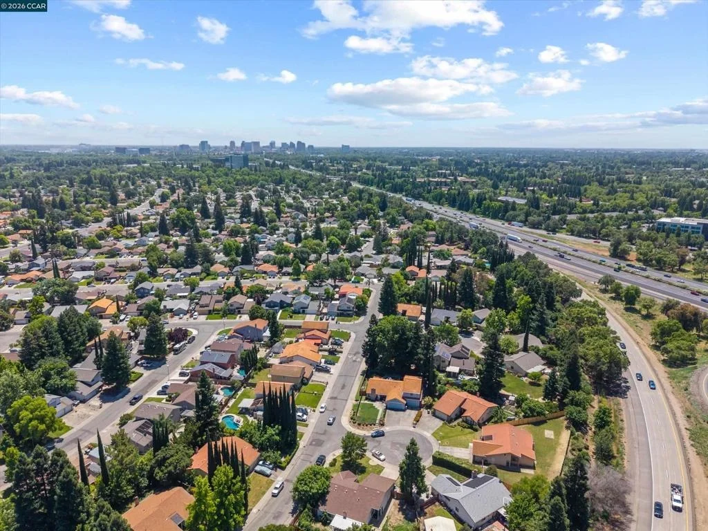 Photo of 3167 Osuna Way