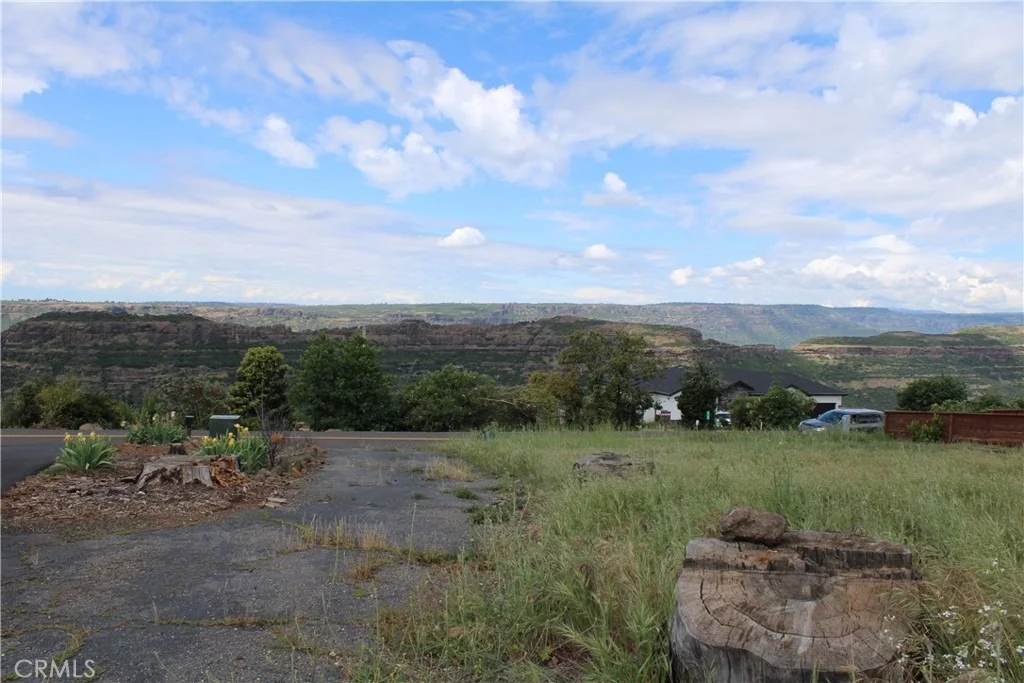 Photo of 6096 Cliff