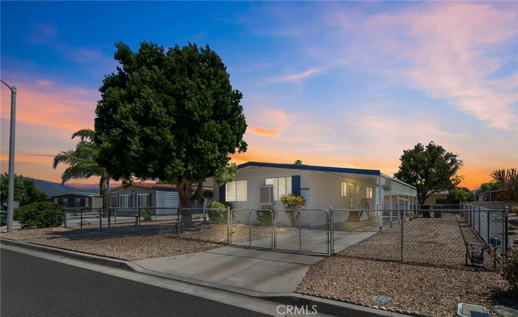 Photo of 44069 Lloyd Street