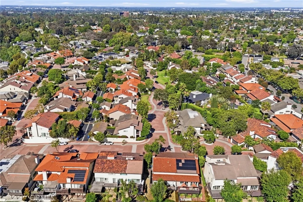 Photo of 651 Edith