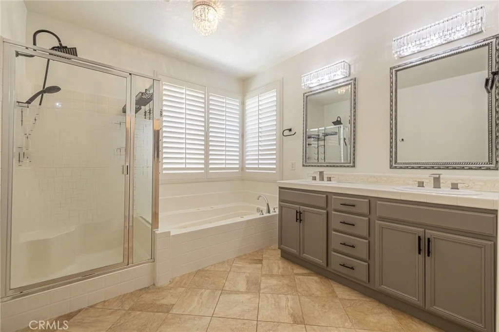Photo of 40670 Oakbridge Way