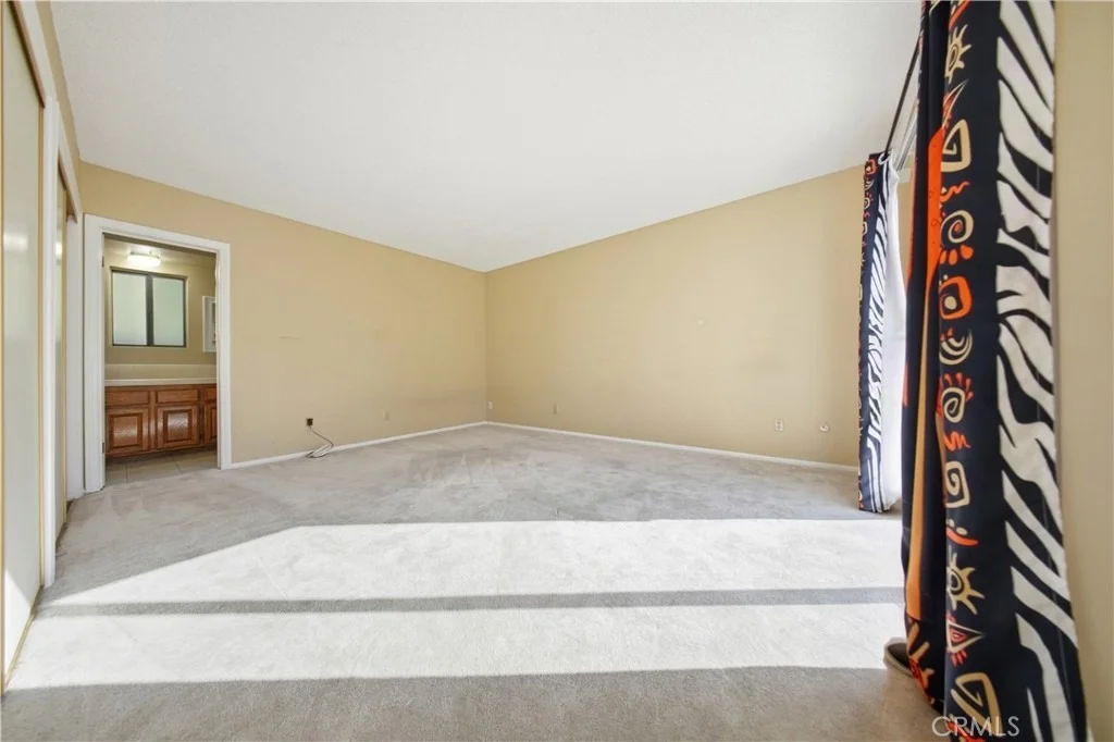 Photo of 450 Fairway Drive