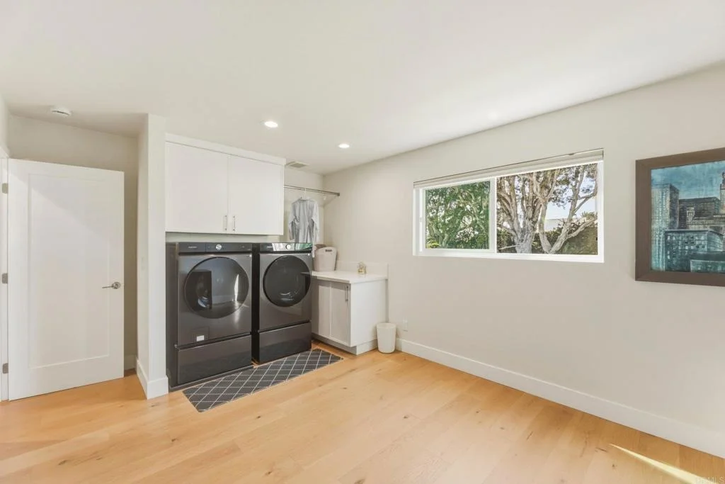 Photo of 2140 Janis Way