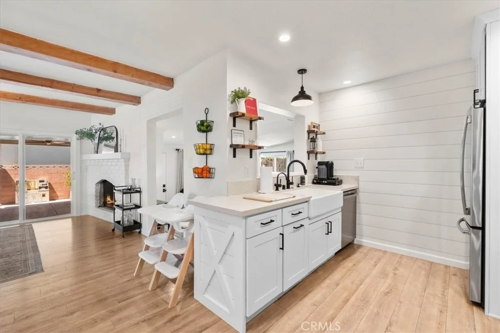 Photo of 11016 Lindesmith