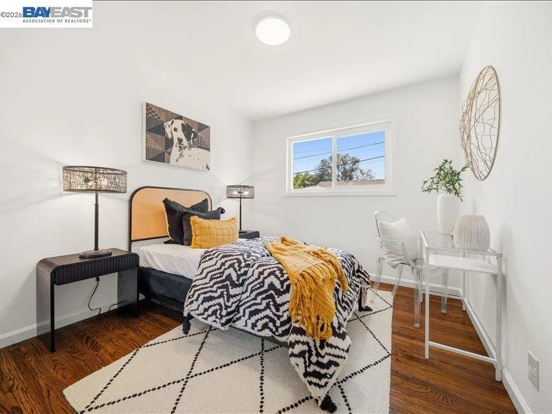 Photo of 7654 Cardigan St