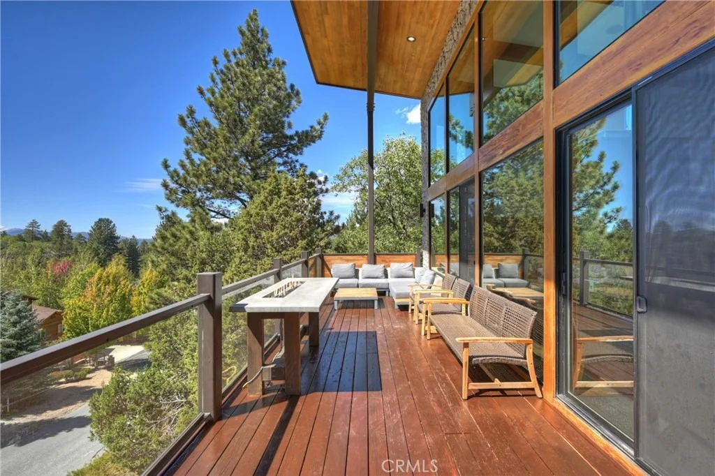 Photo of 43669 Ridge Crest