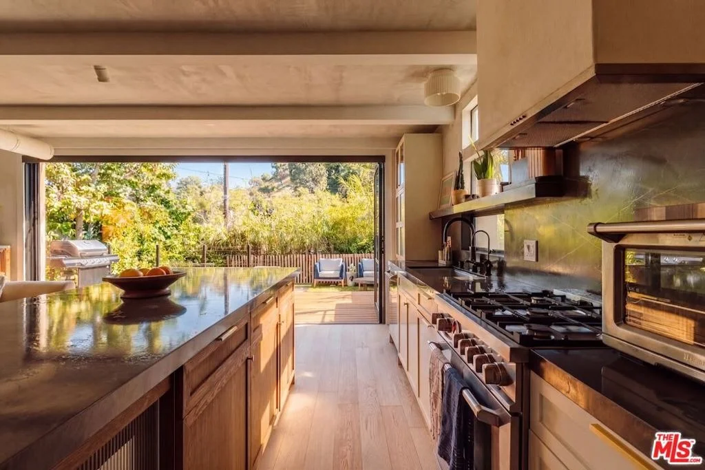 Photo of 8550 Ridpath Drive