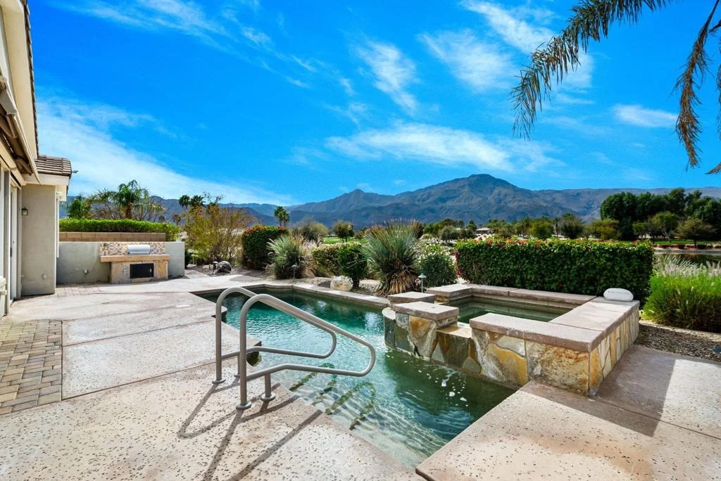 Photo of 60589 Juniper Lane