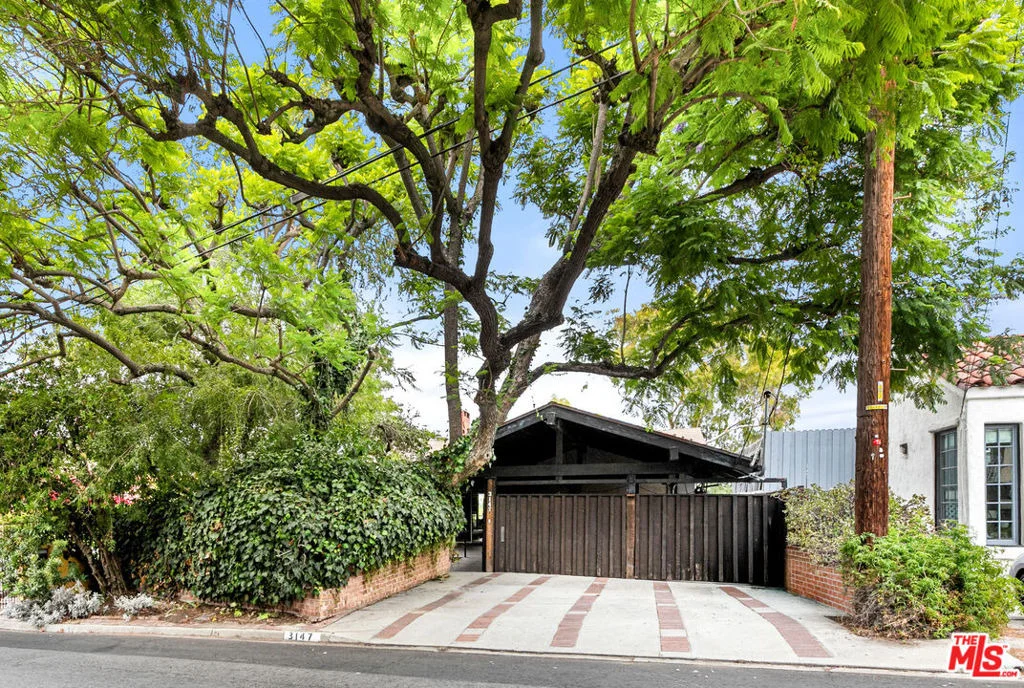 Photo of 3147 Waverly Drive