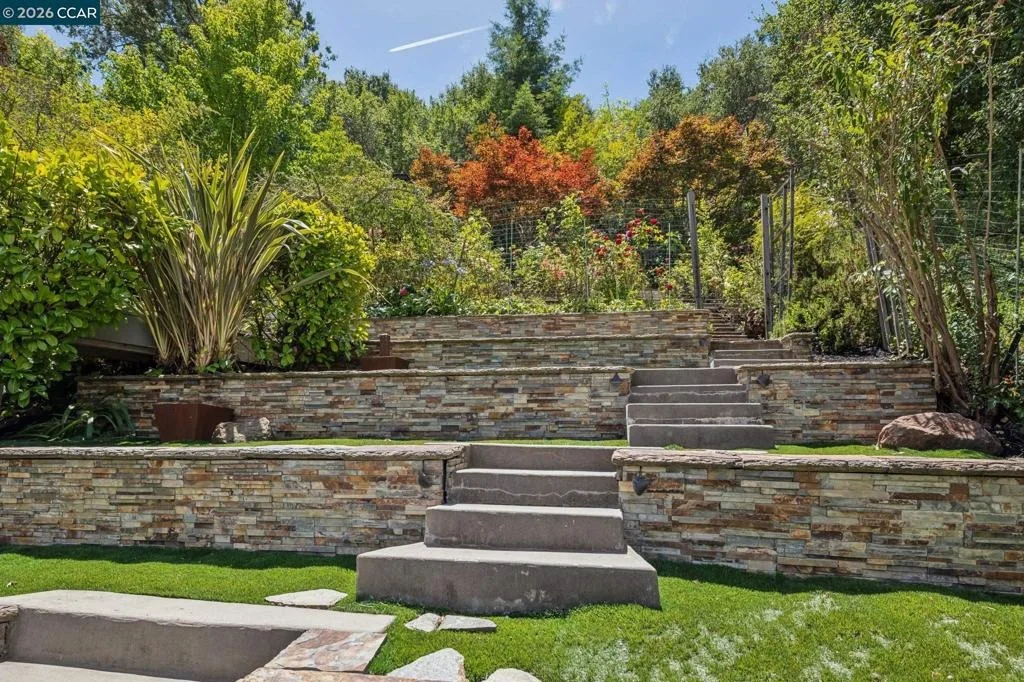 Photo of 6 Monte Vista Rd