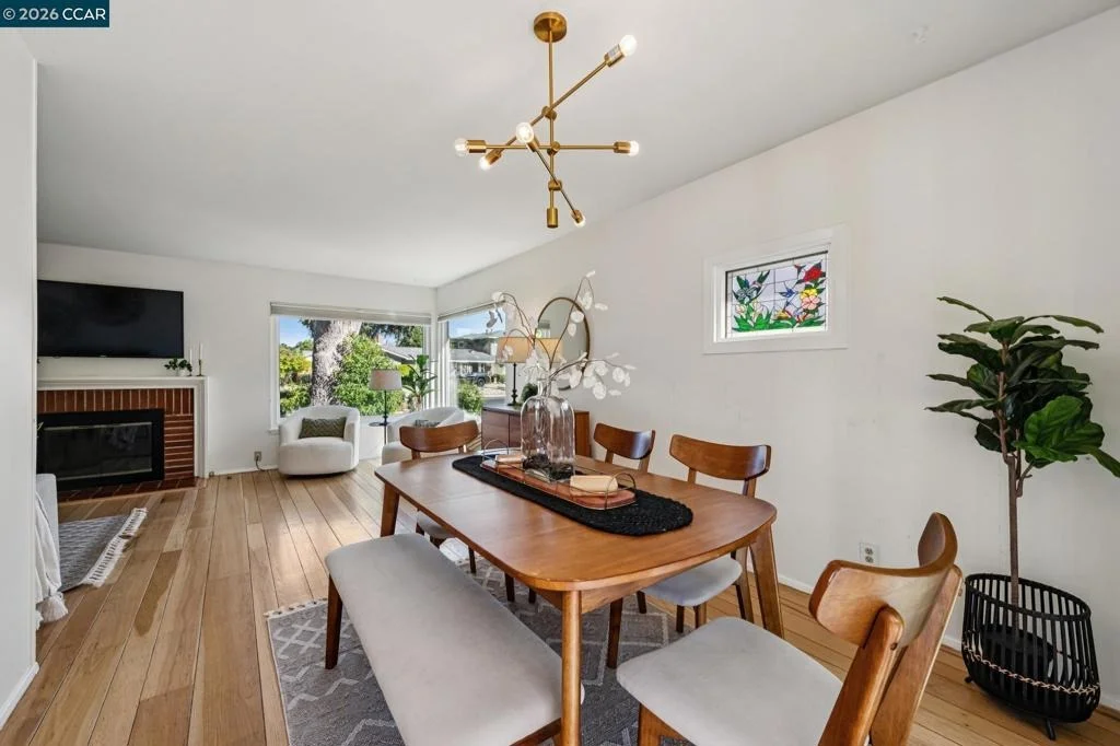 Photo of 1243 Davis Ave.