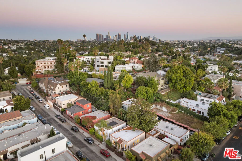 Photo of 3324 Berkeley Avenue