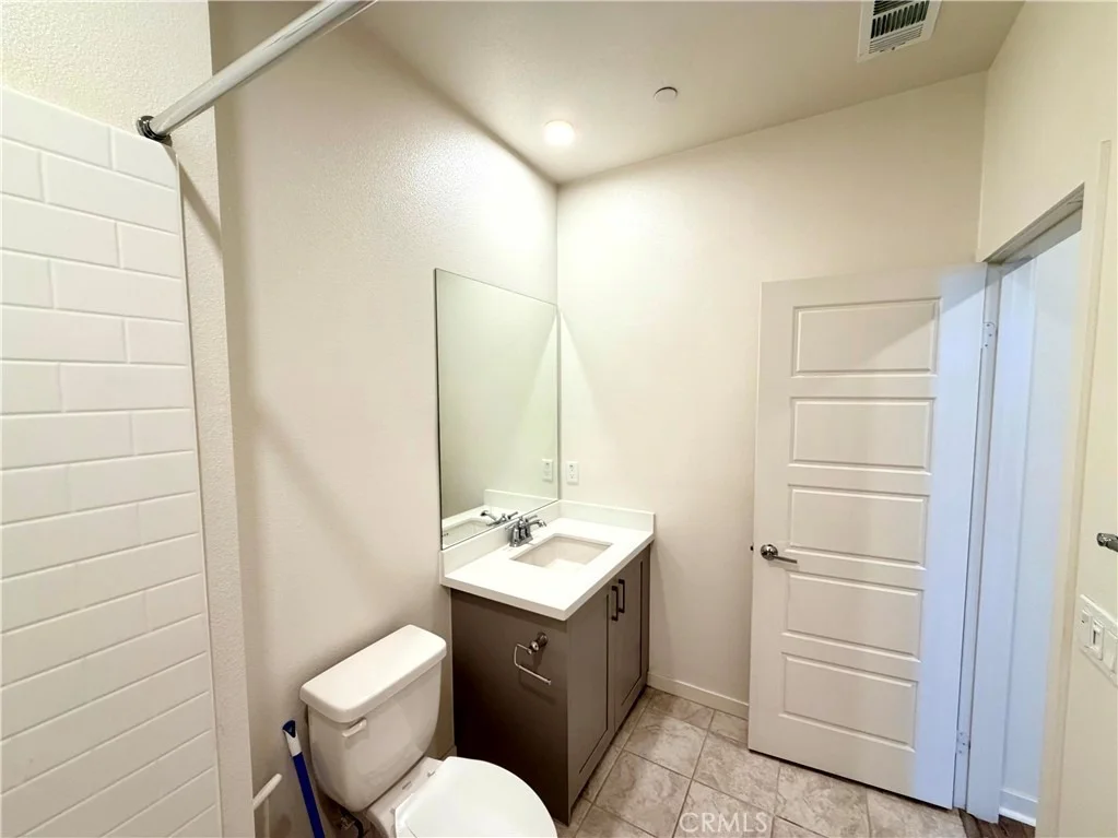 Photo of 715 Winchester Drive
