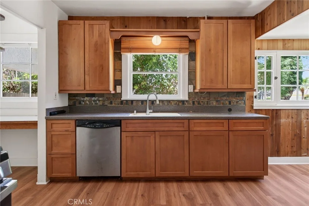 Photo of 3956 Beechwood