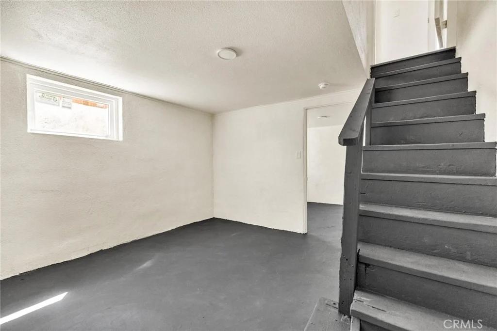 Photo of 124 W Fredricks