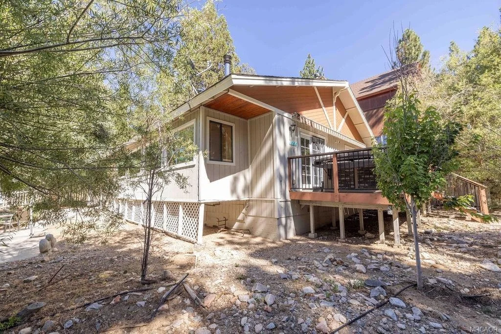 Photo of 525 Bernhardt Lane