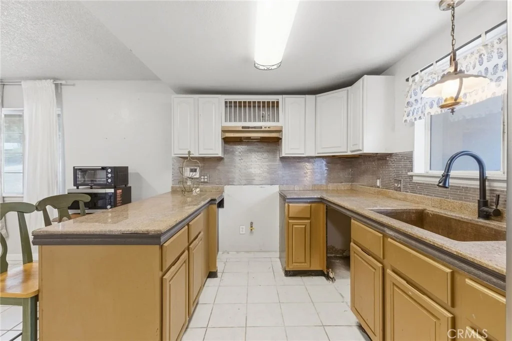 Photo of 96 W Repplier Road