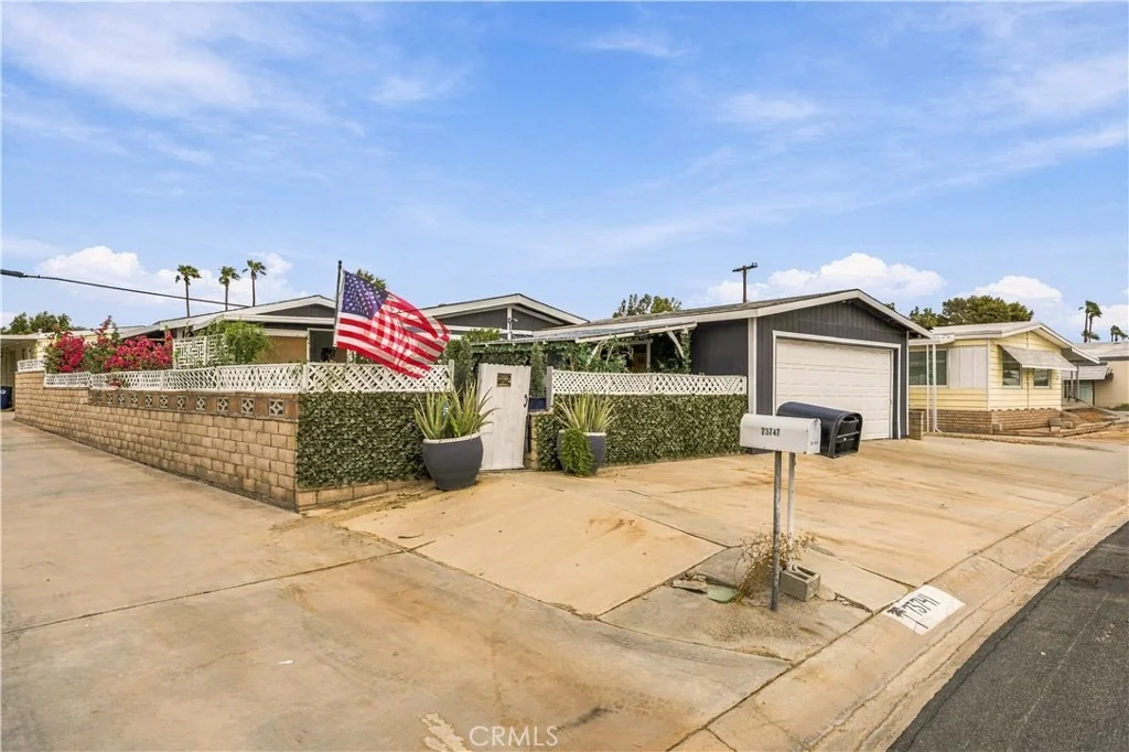 Photo of 73741 Broadmoor Drive