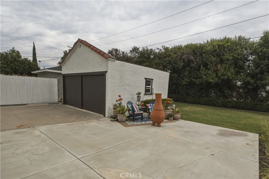 Photo of 4600 Merrill