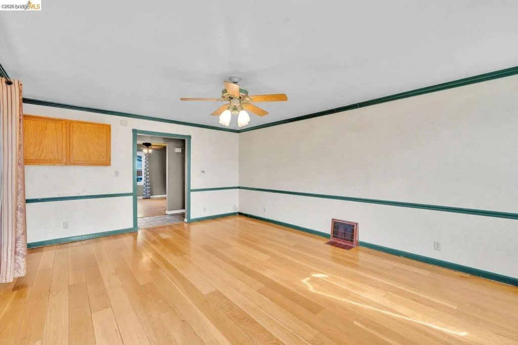 Photo of 3742 Walnut Ave