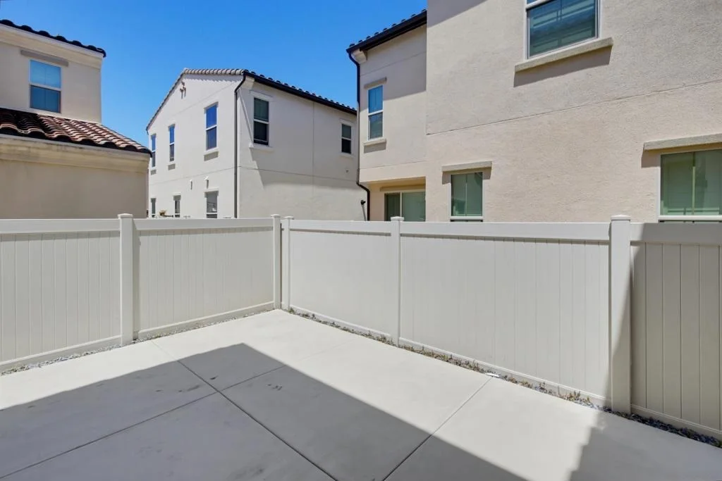 Photo of 732 Merit Dr