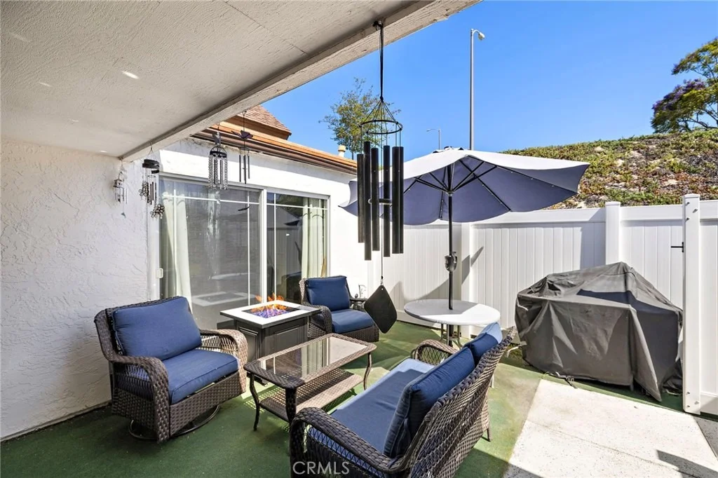 Photo of 2928 Highlands